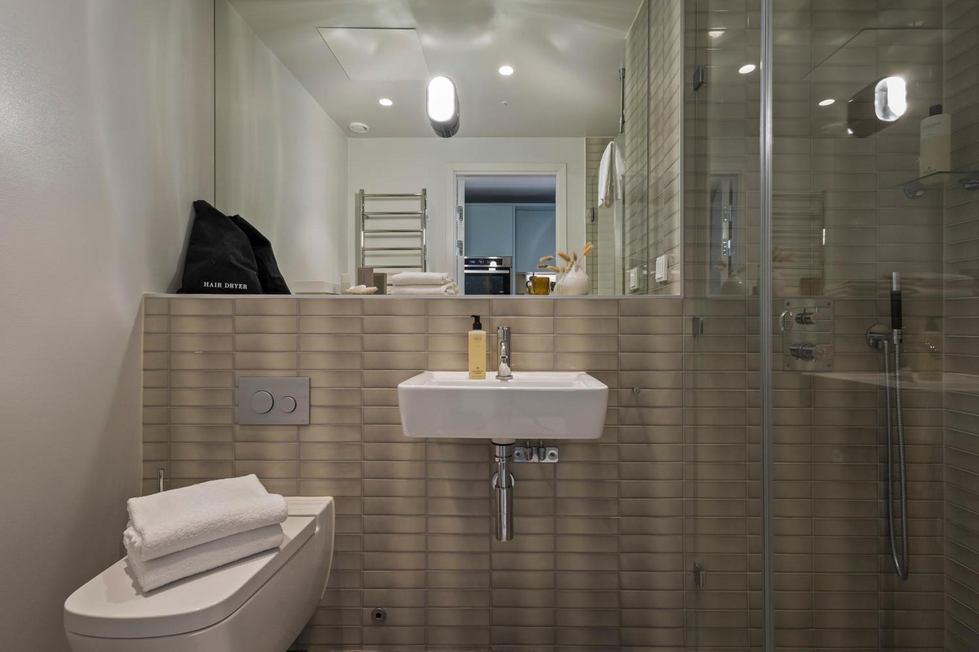 Unity Hammarby Sjoestad - A Studio Hotel Stockholm Exterior foto